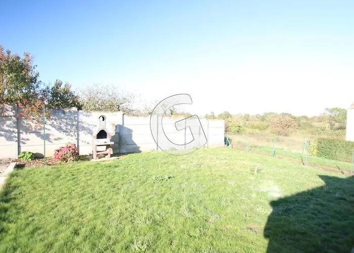 Charmante Maison Pour 4 Personnes Avec Terrasse, à 1,8 Km De La Et Proche Des Commodités - Fr-1-357-76 * Saint-Vincent-sur-Jard