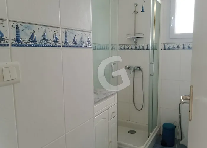 Charmante Maison Pour 4 Personnes Avec Terrasse, à 1,8 Km De La Et Proche Des Commodités - Fr-1-357-76 * Saint-Vincent-sur-Jard